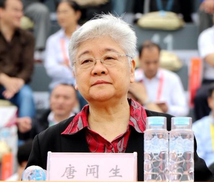 女翻译唐闻生：跟随毛主席10年，43岁转铁道部奋战13年，一生未婚