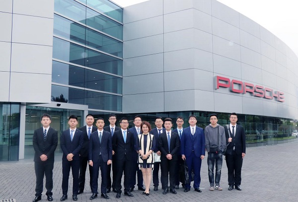 上海有汽车贴膜学校吗,汽车贴膜美容培训学校