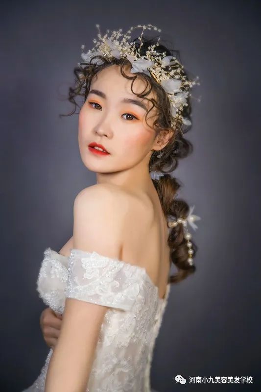 南昌新娘跟妆师培训学费多少钱,学化妆怎么当新娘跟妆师