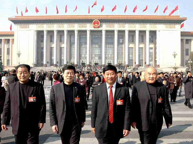 老年代步车山寨大g,山寨老年代步车