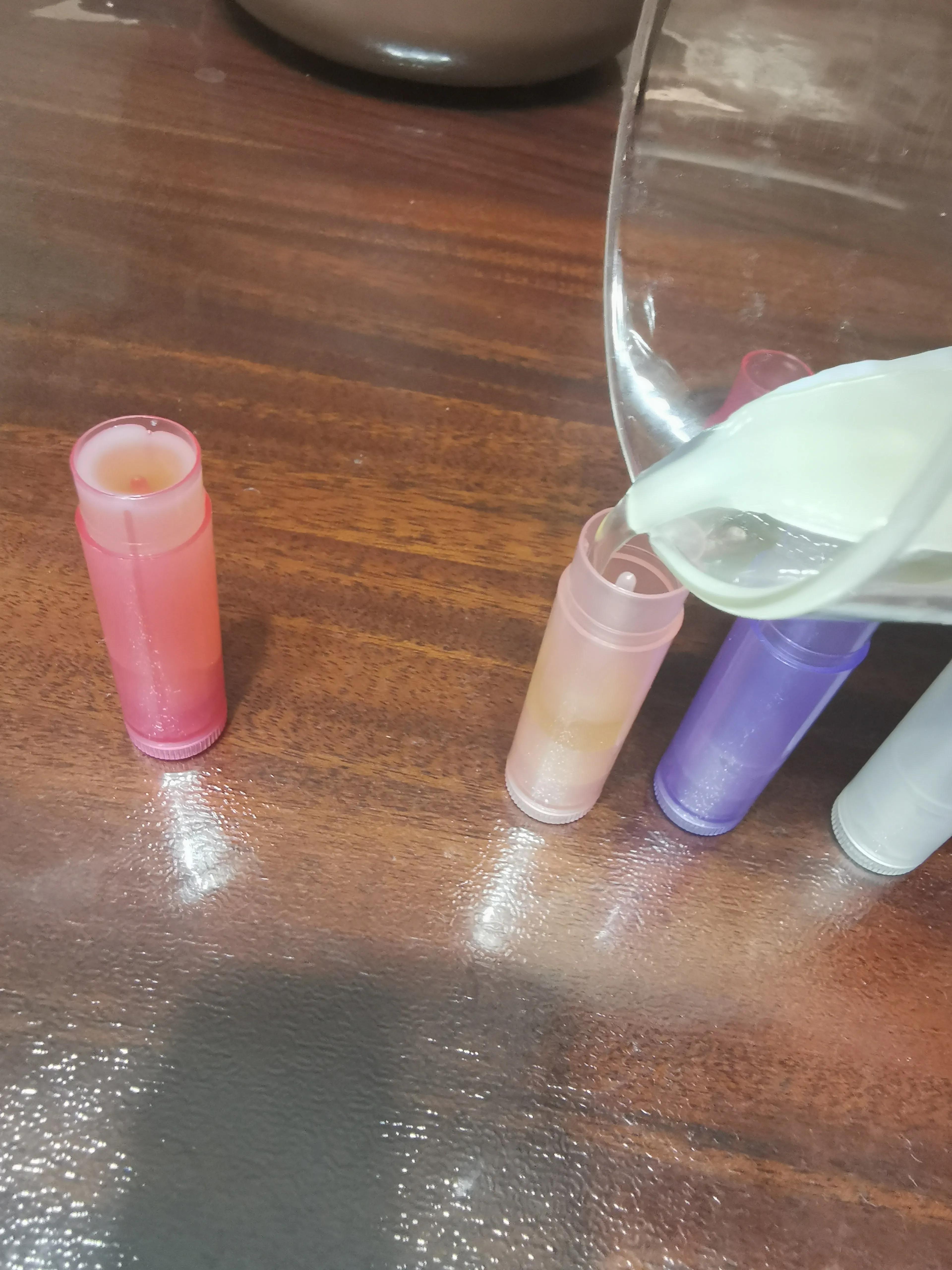 自己动手,润唇膏,拿来吧你