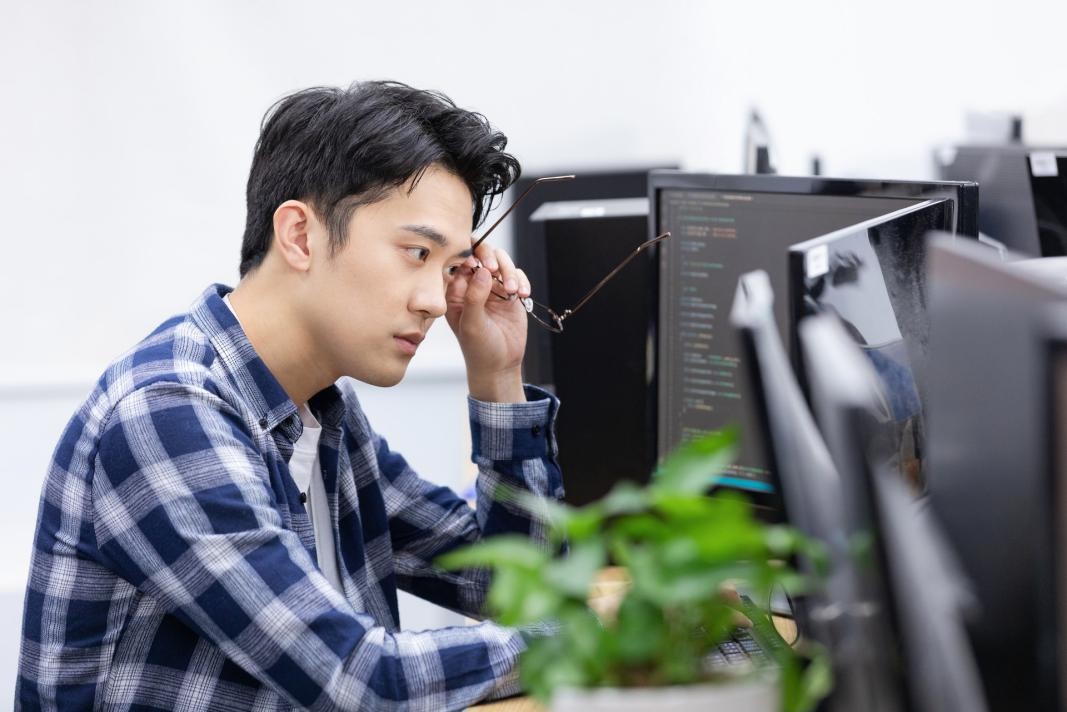 傲梦编程破产清算啥时退款,傲梦少儿编程课参加编程竞赛