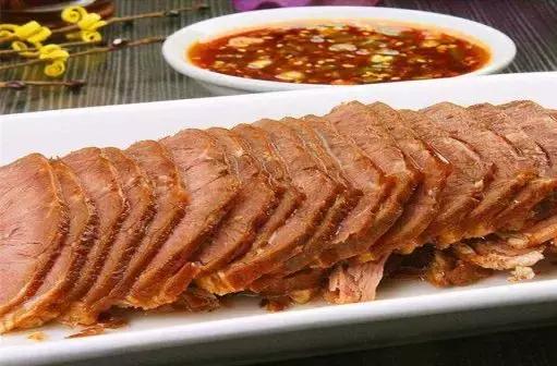 烤骆驼是迪拜的特色美食,运城烤骆驼哪里好吃