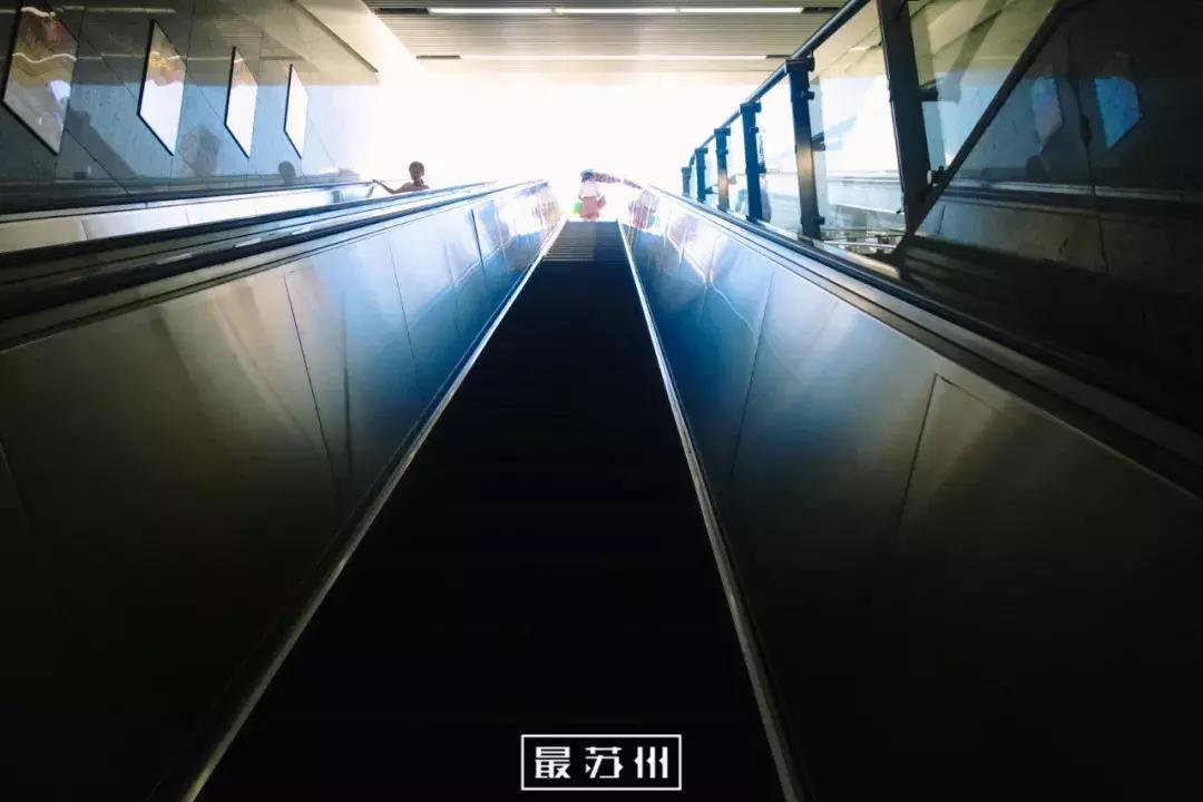 12个出口逛懂石路