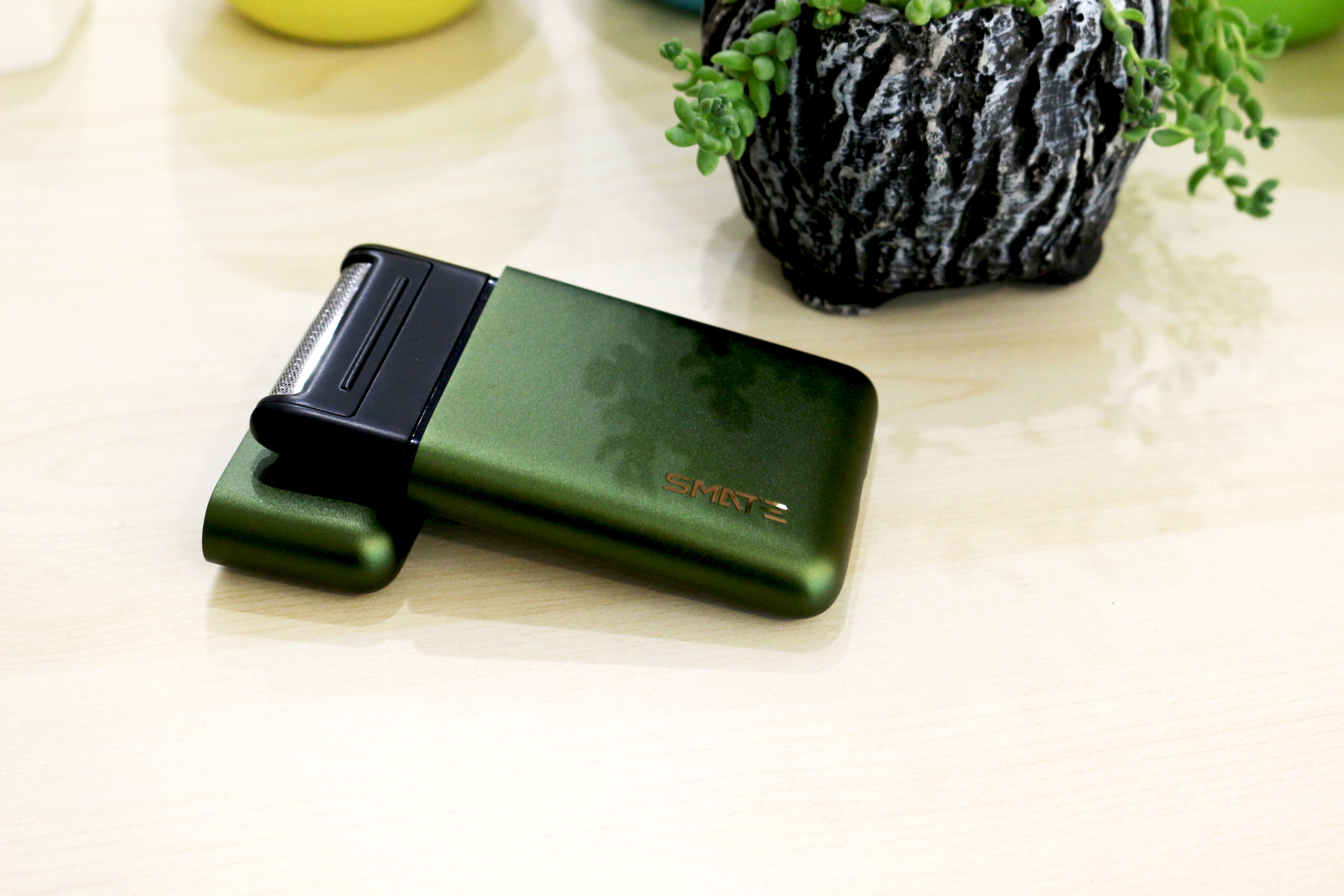 须眉便携式电动剃须刀说明书,须眉便携式卡片剃须刀