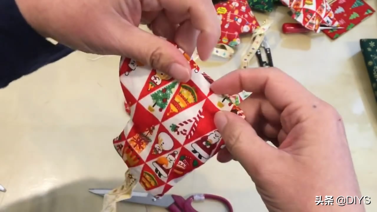 新年礼物手工缝制,手工制作缝纫袋教程