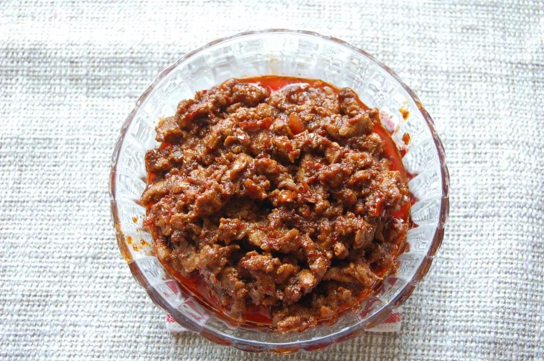 炒菜煮面条,自制牛肉豆瓣酱的家常做法