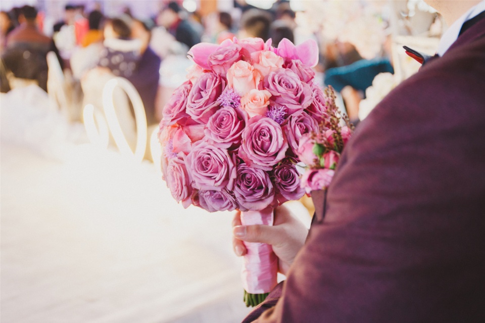 太爱一个人舍不得放手怎么办,放不下一个深爱的人最有效方法