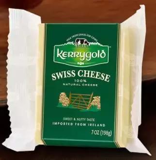 宝宝多大可以喝纯牛奶奶酪,宝宝多大可以吃奶酪酸奶