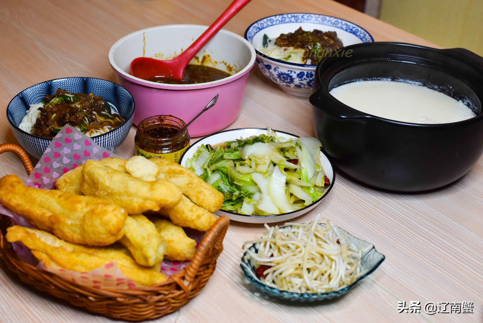 学生荤素搭配晚餐,学生晚饭什么好吃又简单