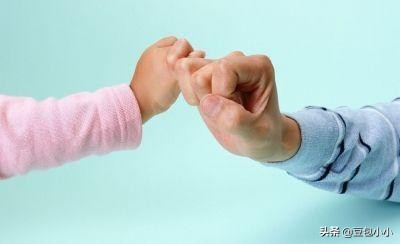 父母说话不算数还理直气壮怎么办,父母说话不算数还都怨自己