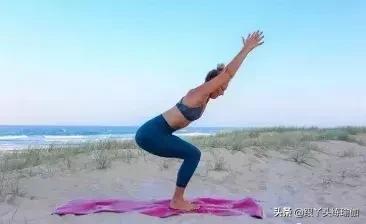 瑜伽练习中如何做到正确“收腹”，启动“核心”力量呢？