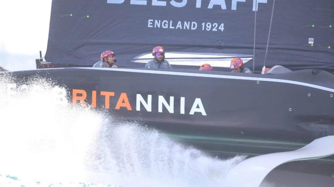 英国英力士队战术师吉尔斯·斯科特，本·安斯利背后的男人