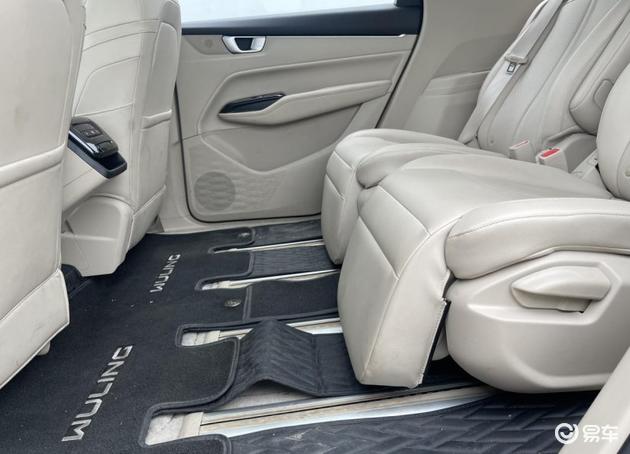 凯捷六座头等舱,五菱凯捷头等舱座椅
