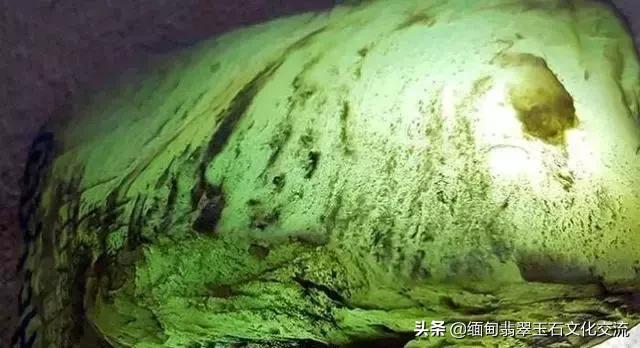 木那场口和莫西沙场口有什么不同,莫西沙和木那原石的区别