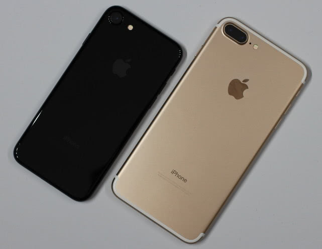 iPhone7Plus最后的“挣扎”,128GB+iOS13,还值得买吗?