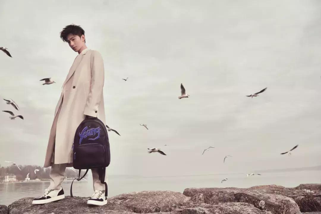 奢侈品品牌的集体焦虑：该对年轻人说点什么