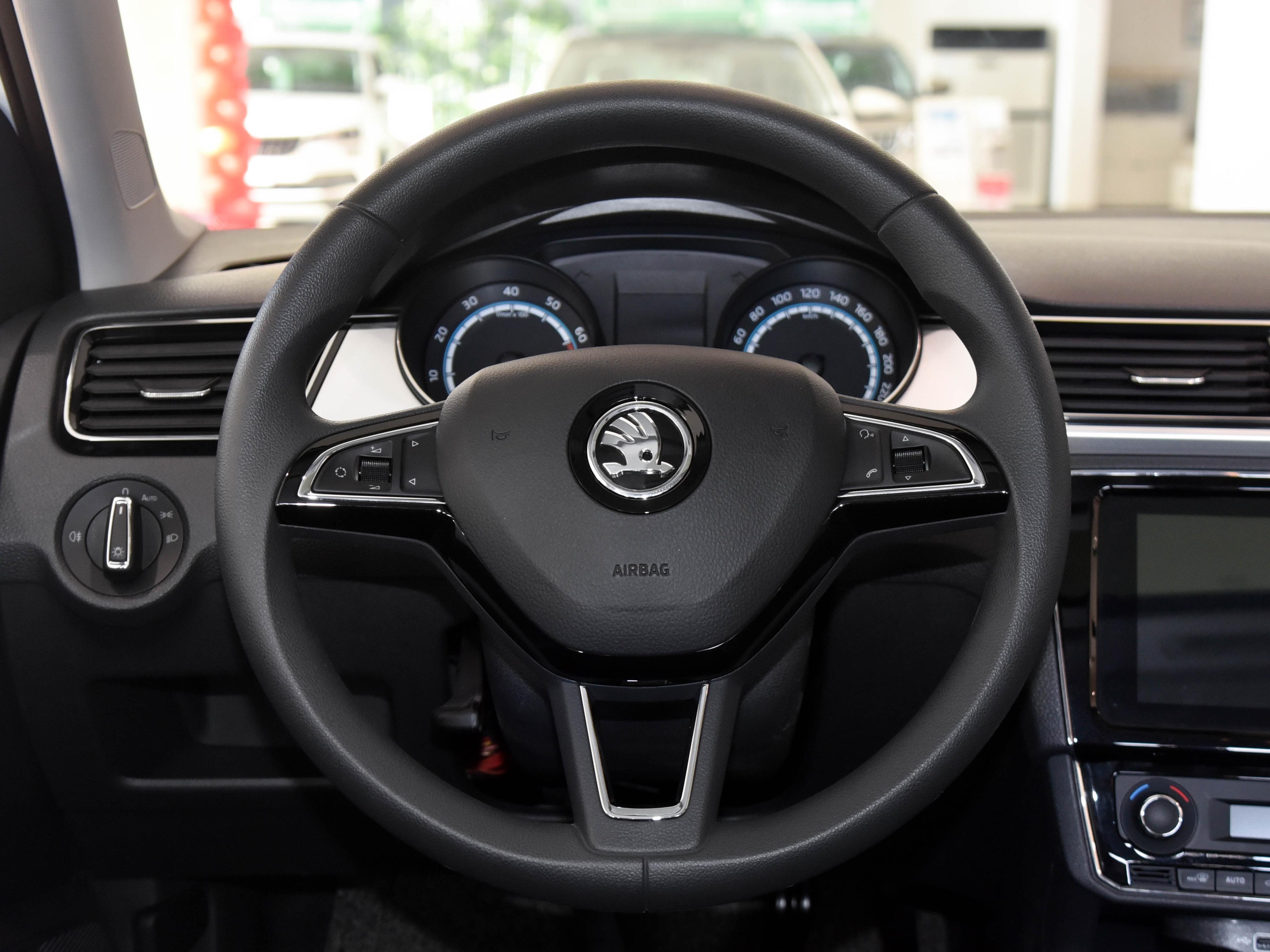 捷达桑塔纳和昕锐怎么选,斯柯达昕锐桑塔纳捷达哪个更实惠