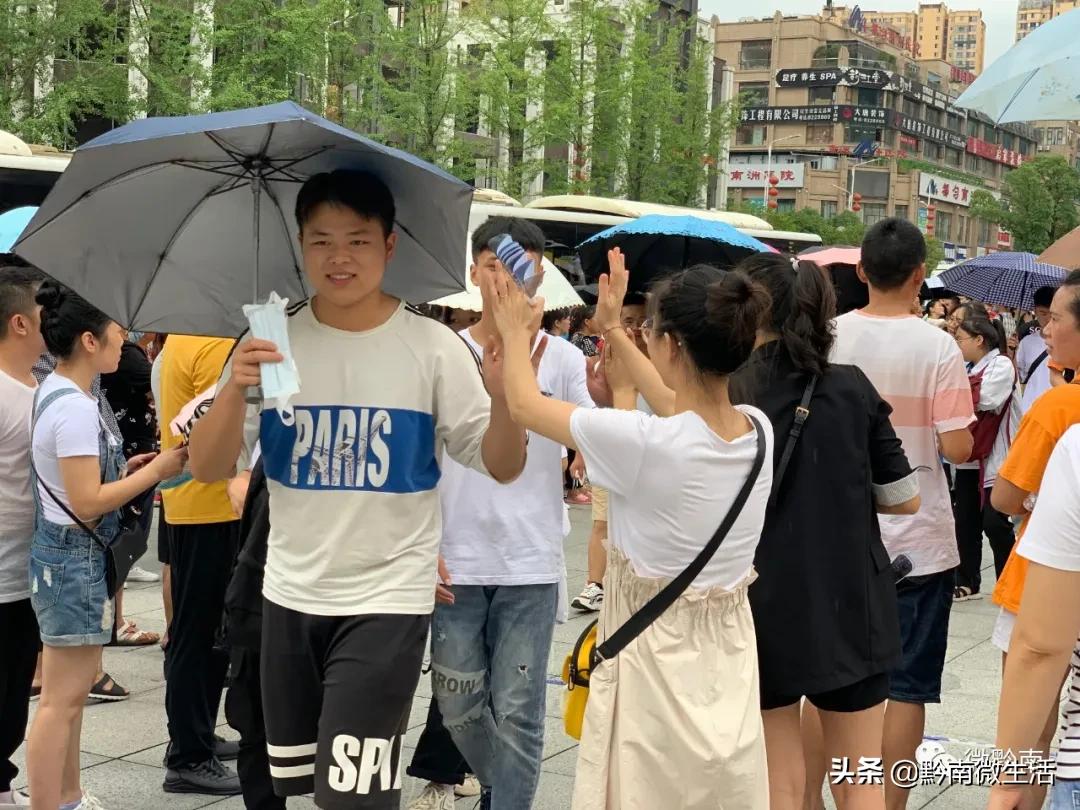 直击荔波县高考现场,直击2023高考现场平塘