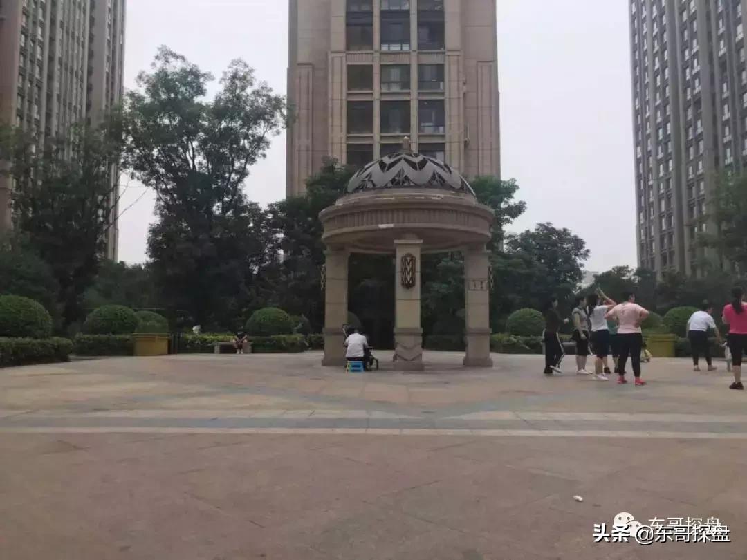 和永威万科比肩的楼盘,建业正商永威对比