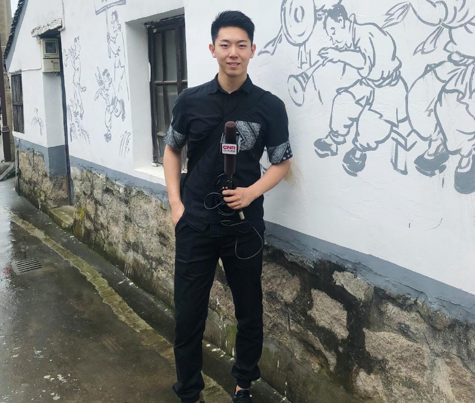 央视外景记者杨阳,央视外景记者