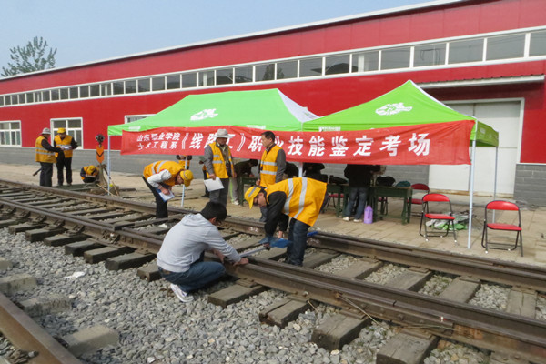 公办大专的王牌专业好找工作吗,专科五大铁饭碗