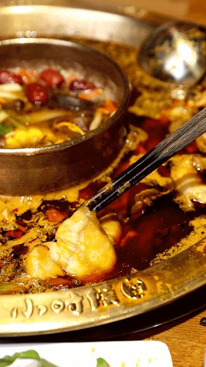 温州爆火美蛙鱼头,重庆最火爆的美蛙鱼头