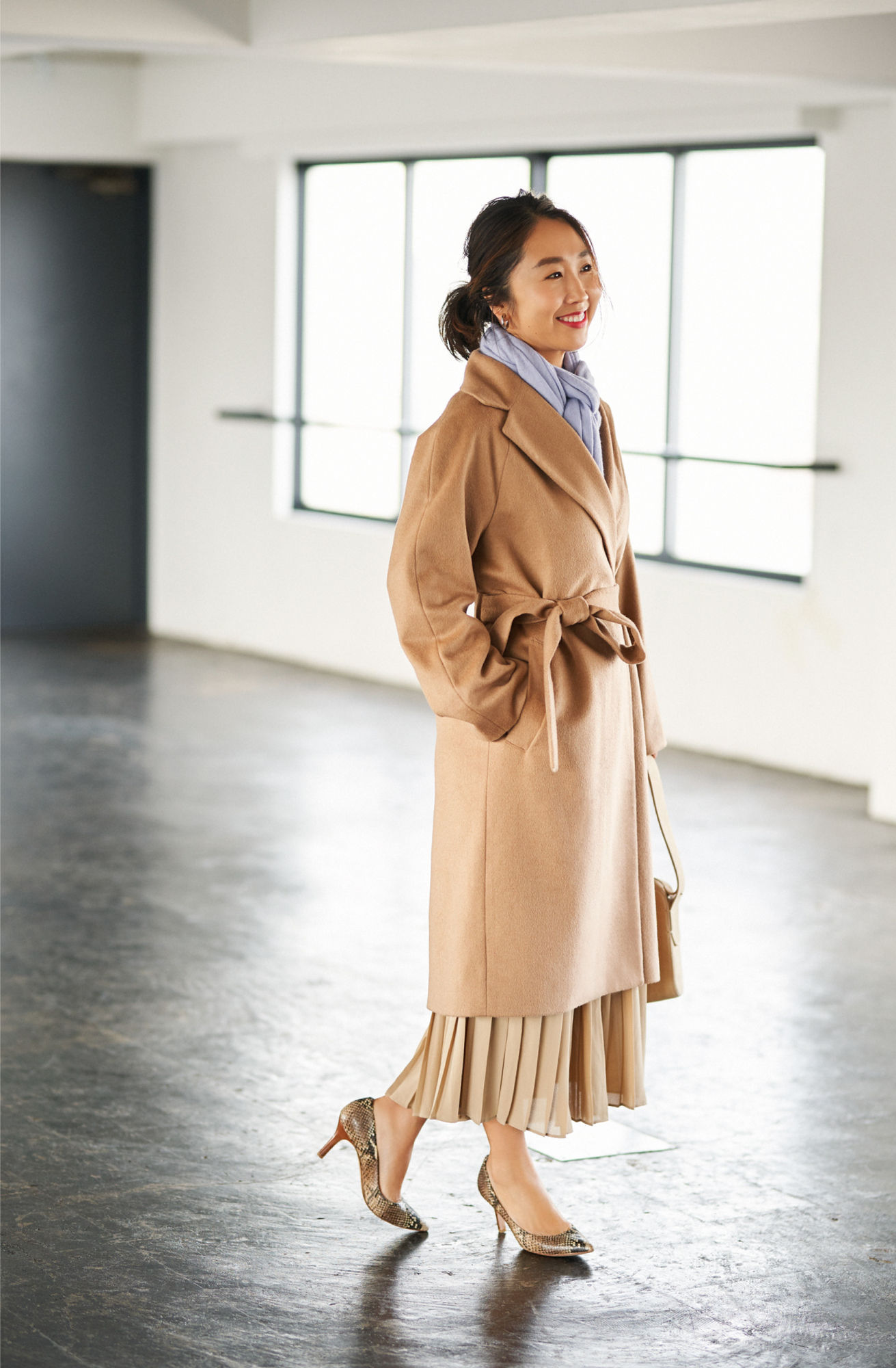 可系围巾的冬季穿搭,围巾搭配技巧早春街头最潮的穿搭