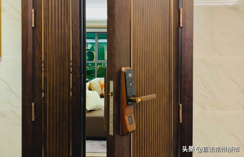 1天认筹超百组!常州这家网红盘火了,吸引大批买房人冒雨看房