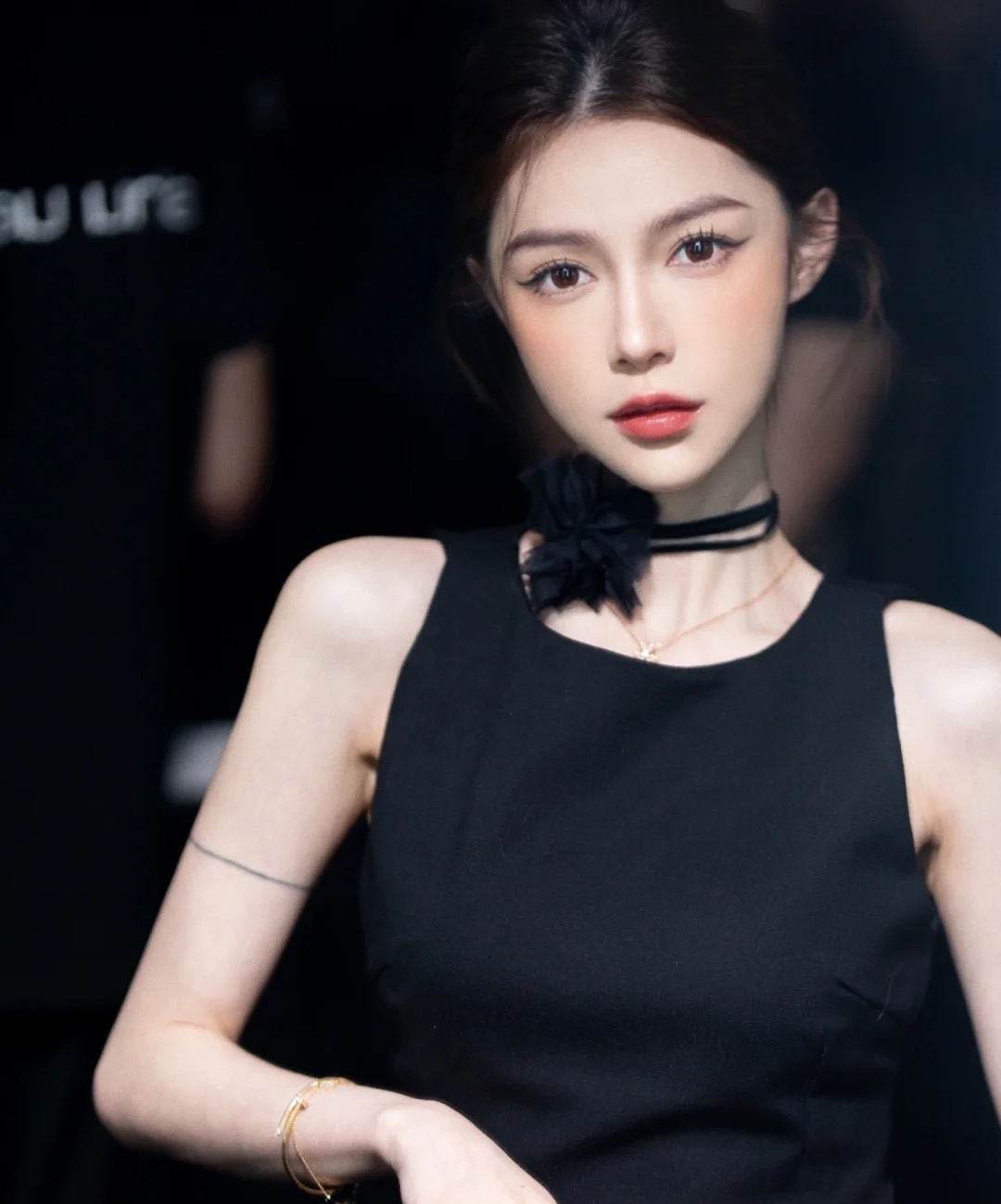 夏天底妆脱妆怎么补救,1小时脱妆1分钟夏日超强持妆大法