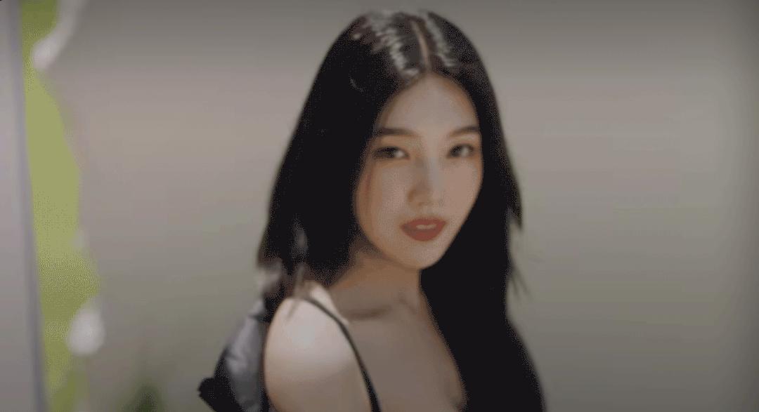 朴秀荣为什么叫果汁美貌,joy朴秀荣穿衣风格