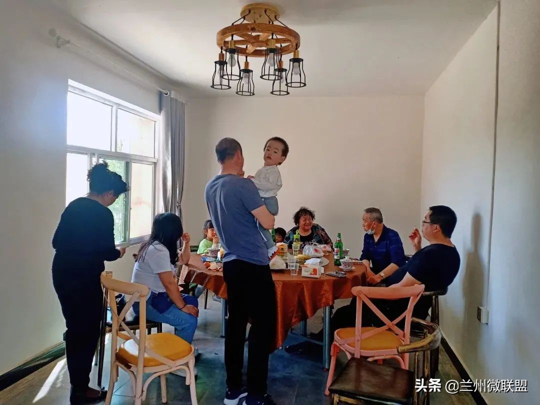 杏林湖黑天鹅,五一假期观光兰州