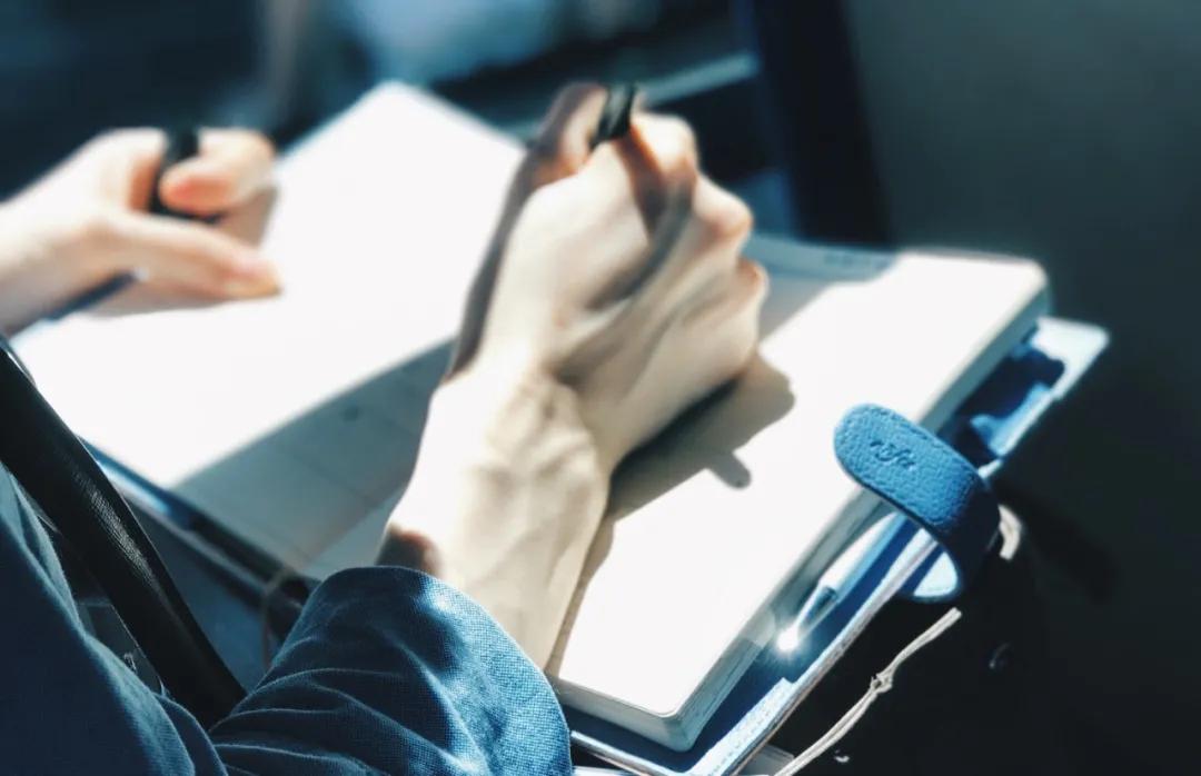 这条热搜，应该上第一