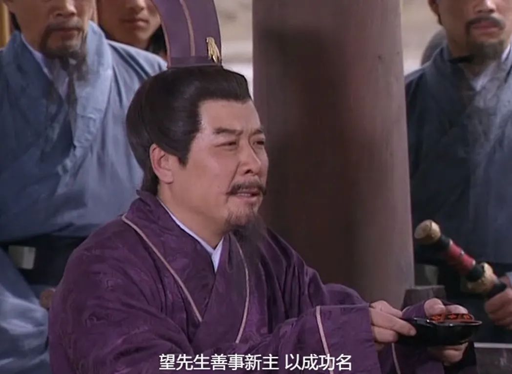 程昱说徐庶比他强十倍真的吗,曹操程昱徐庶