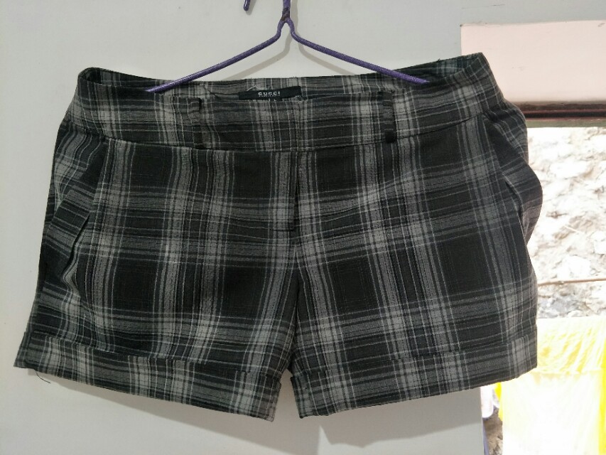 没有熨斗可以用什么烫衣服,不用熨斗怎么把衣服弄直