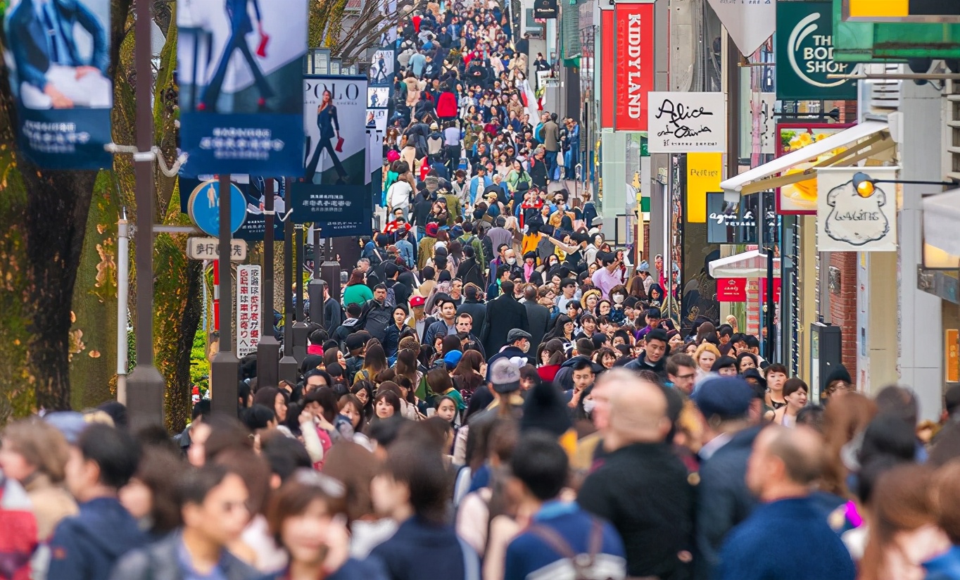高田贤三怎样死的,高田贤三标志