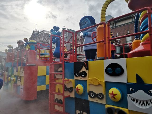 香港迪士尼乐园亏损,香港迪士尼今年首季盈利创新高