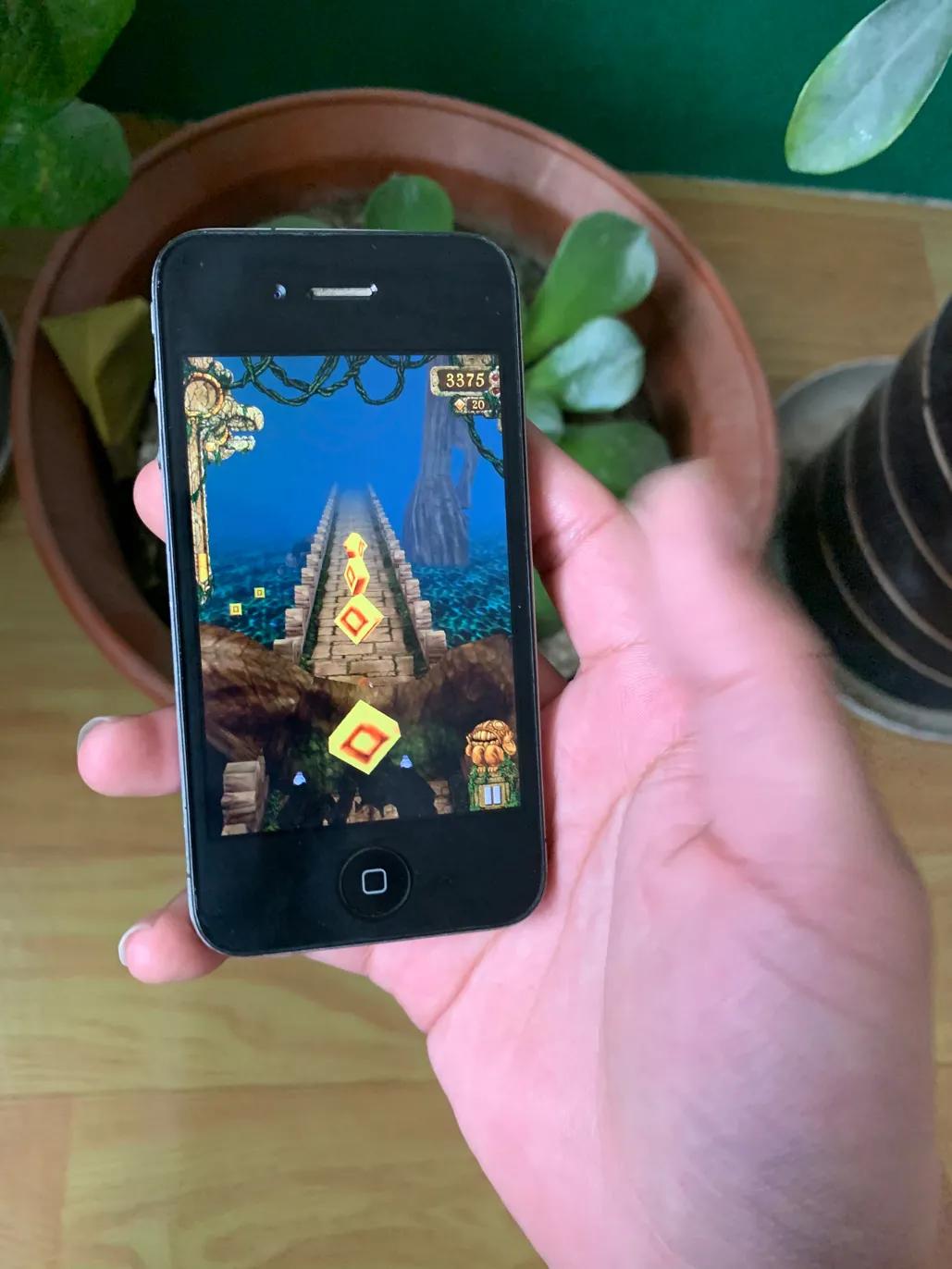 你还记得第一款苹果手机吗,你还记得第一部手机吗