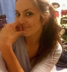 美国女教师性侵15岁学生被判刑,美国女教师被警察逮捕