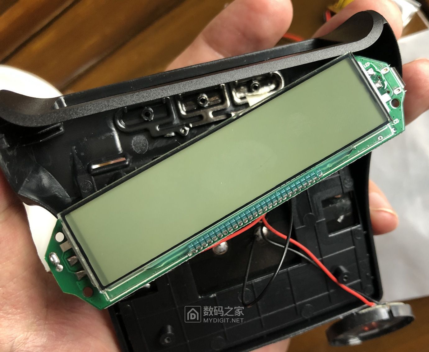 外置式胎压监测评测,外置胎压监测传感器拆解