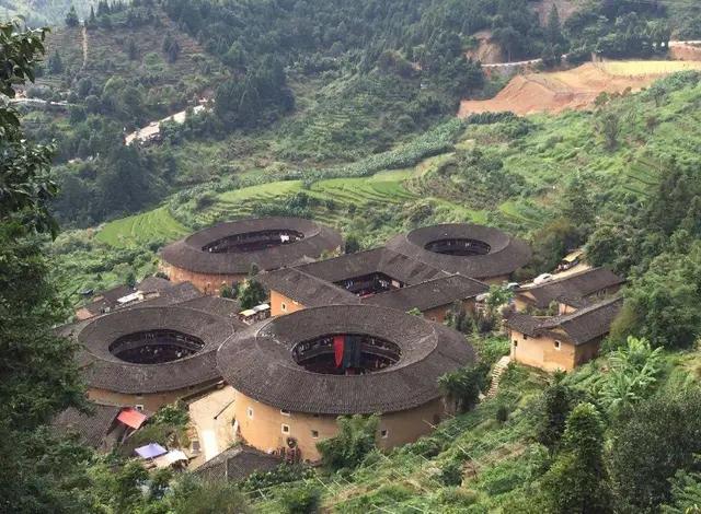 漳州南靖云水谣旅游攻略几公里,福建漳州南靖云水谣之旅