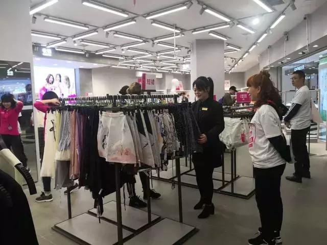 南充唯品会线下实体店,西安有唯品会线下实体店