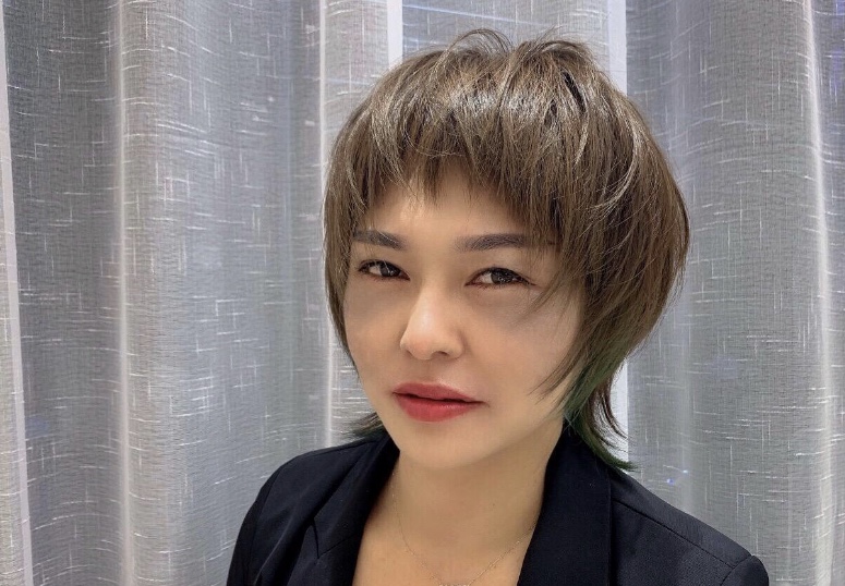 适合各脸型的短碎发自然发型女,短发型女2020流行碎发发型