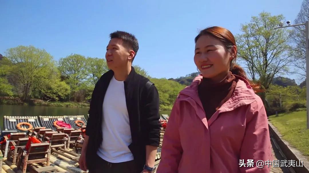 武夷山【总书记和我们在一起】陈佳：我把绿水青山的故事讲给总书记听