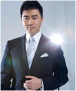 芮成钢：从央视名嘴到“阶下囚”，被人民日报点名后，又曝状况