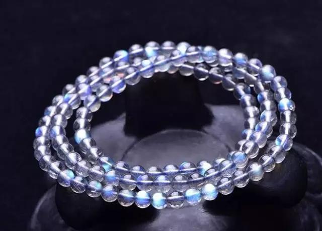 小叶紫檀手串的功效与作用及寓意,108菩提手串有什么寓意和象征