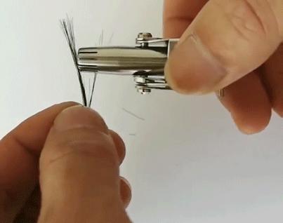 鼻毛长出来太尴尬，不能轻易用手拔，德国工艺鼻毛修剪器来搞定