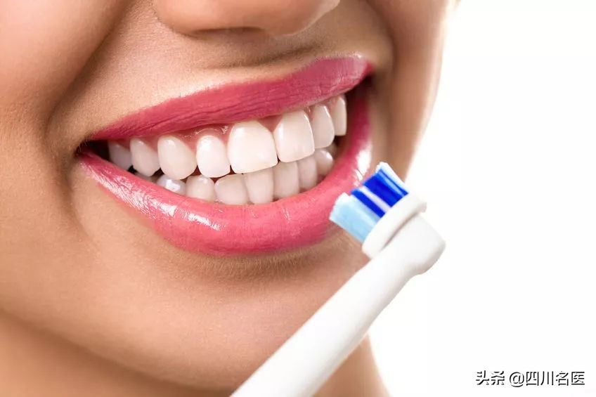 30元电动牙刷好还是手动牙刷好,牙刷好用不贵经济实惠软毛牙刷