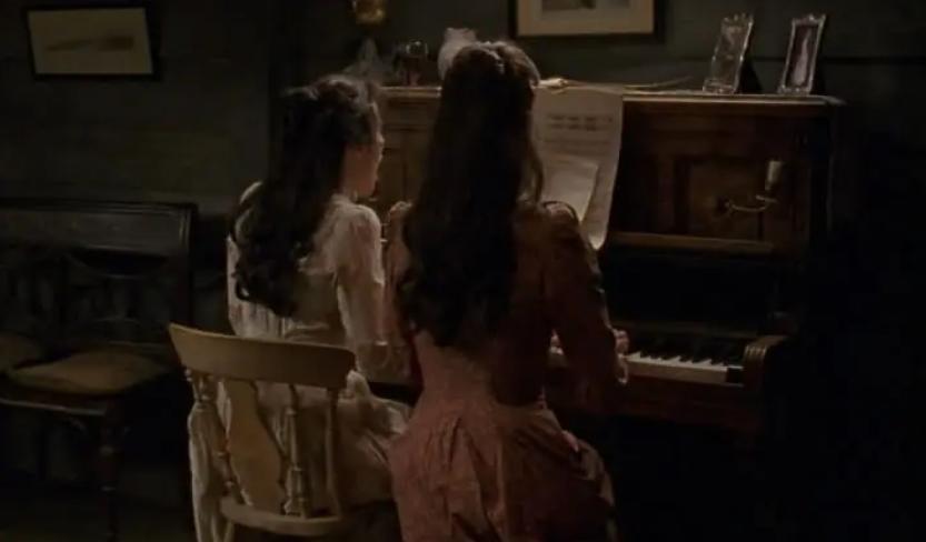 英国戏剧舞台上的女*爱性**恋：被遮盖的主体*欲情**与艰难的戏剧呈现