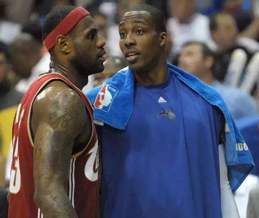 霍华德救赎之旅,超人回来了霍华德视频